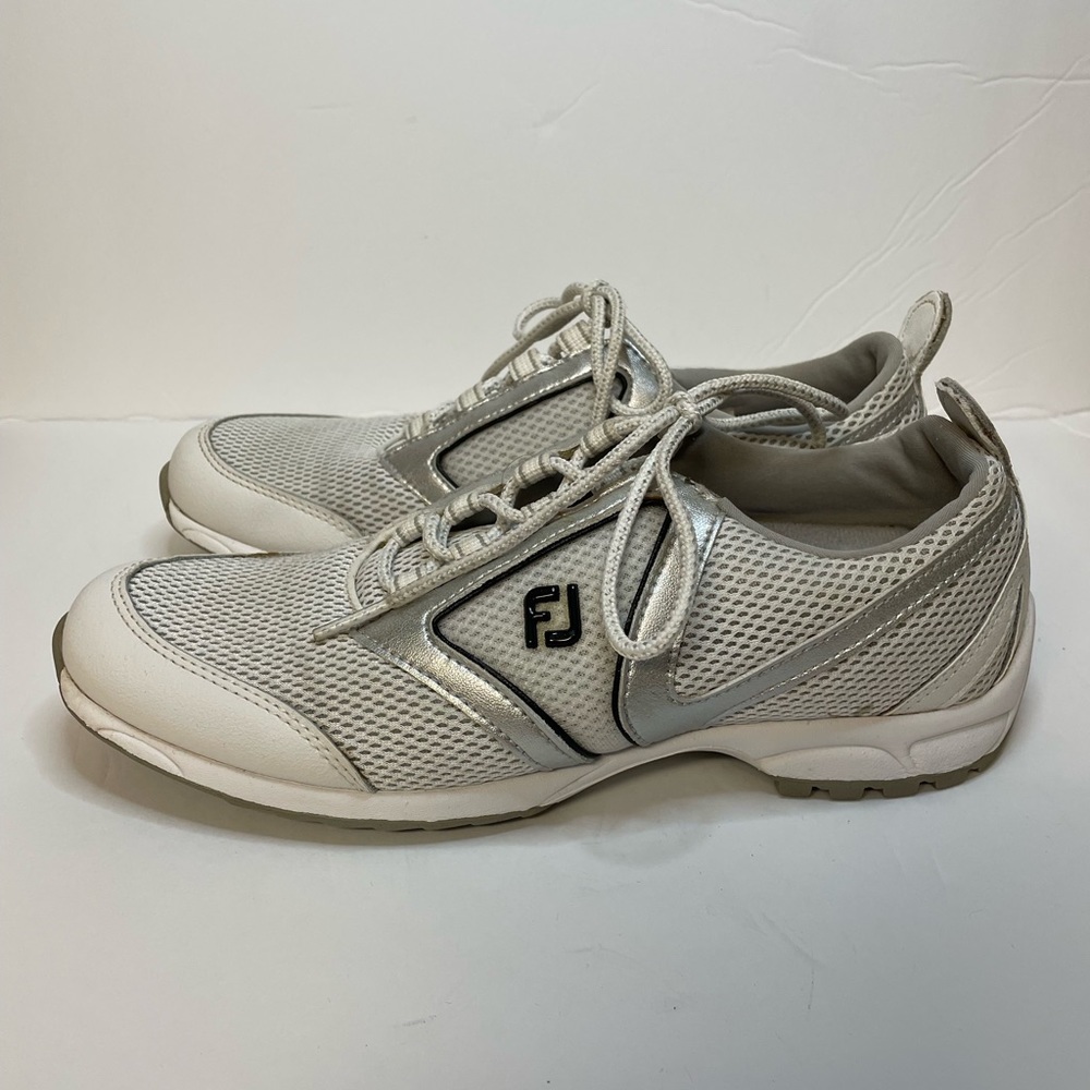 Footjoy women’s golf shoes size 7